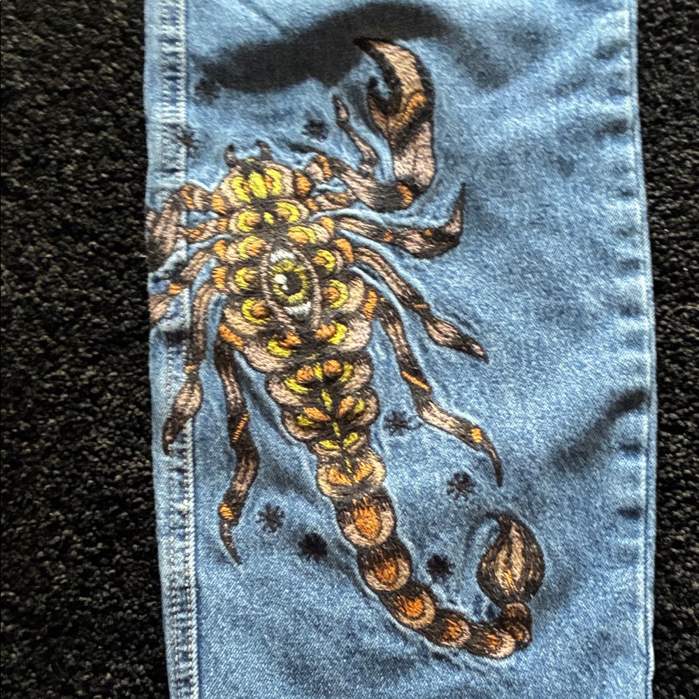 Empyre Blue Jeans with Scorpion Eye Embroidery Size 2 
28”x 31”